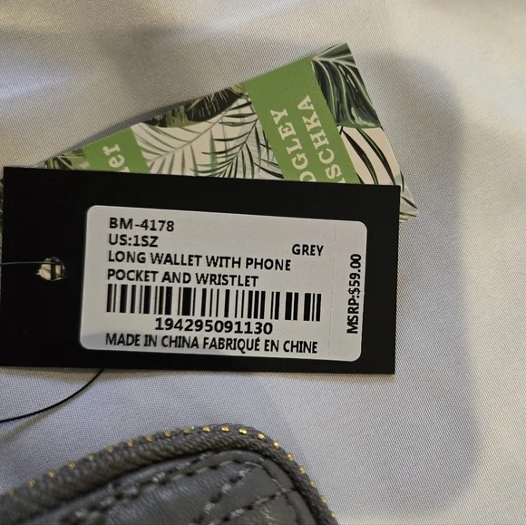 NWT Badgley Mischka Grey Long Wallet with Phone Pocket and Wristlet - Picture 8 of 8